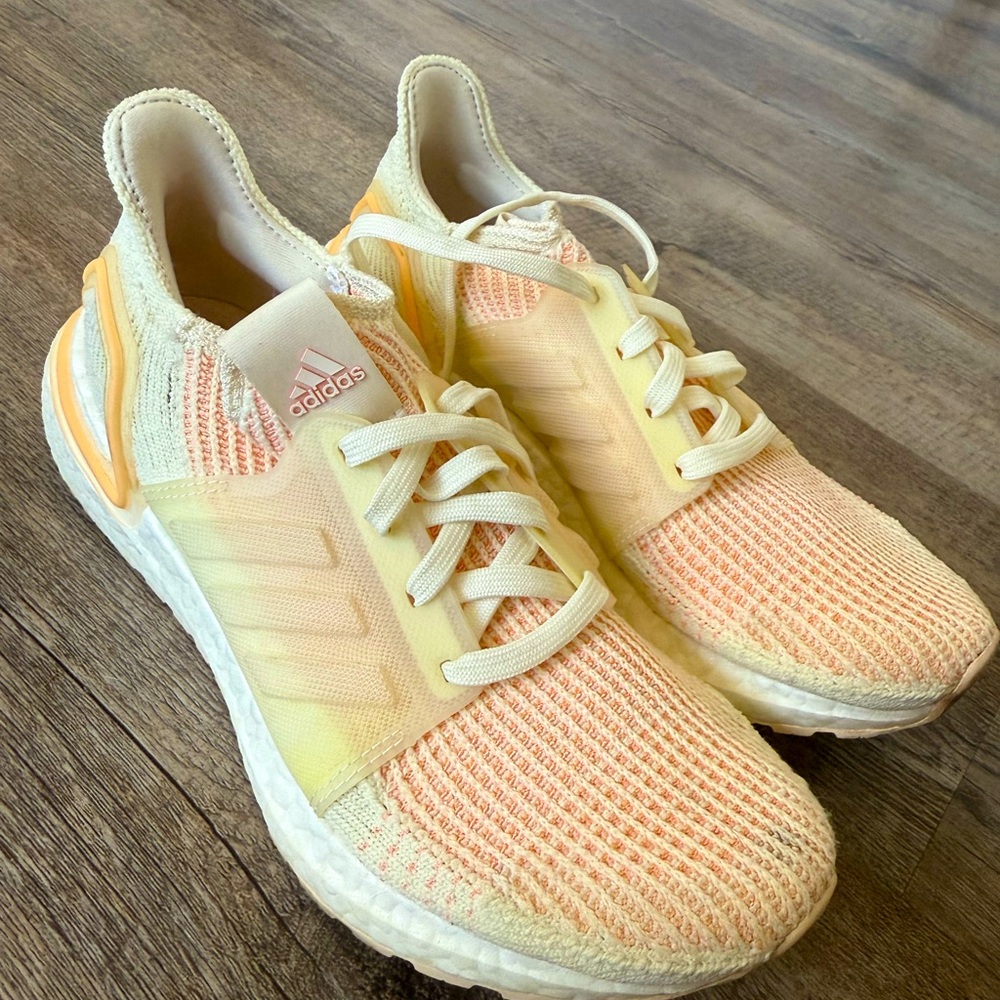 Adidas women’s 6.5